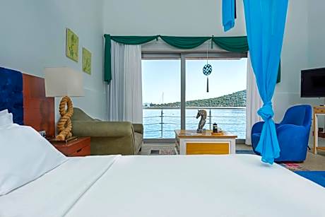 Honeymoon Suite with Sea View-Hydro Massage Tub