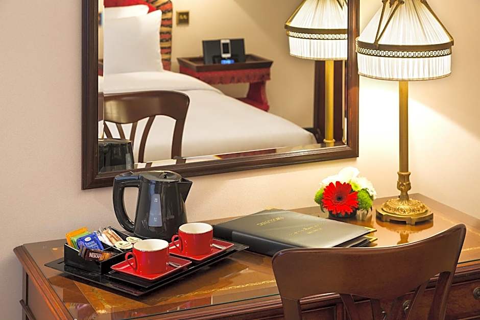 Hotel Barsey by Warwick