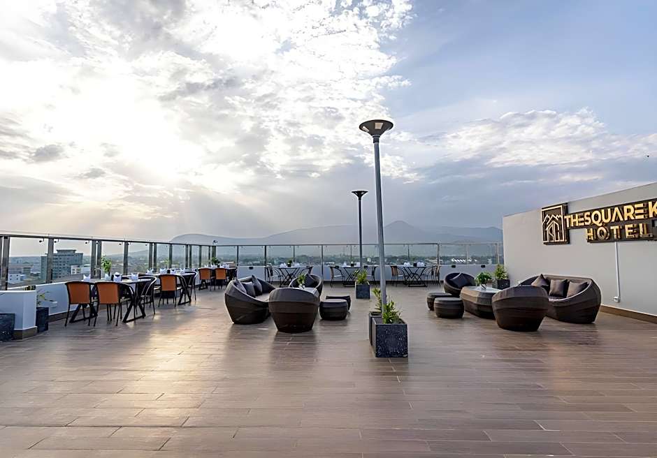 The Square Kampot Hotel