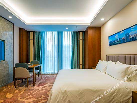 Hanya Kaiyuan Yiju Hotel (Ningbo East New Town Convention and Exhibition Center)
