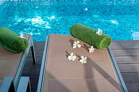 Villa - Beach Front
