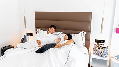 POPULA - The Lifestyle Hotel