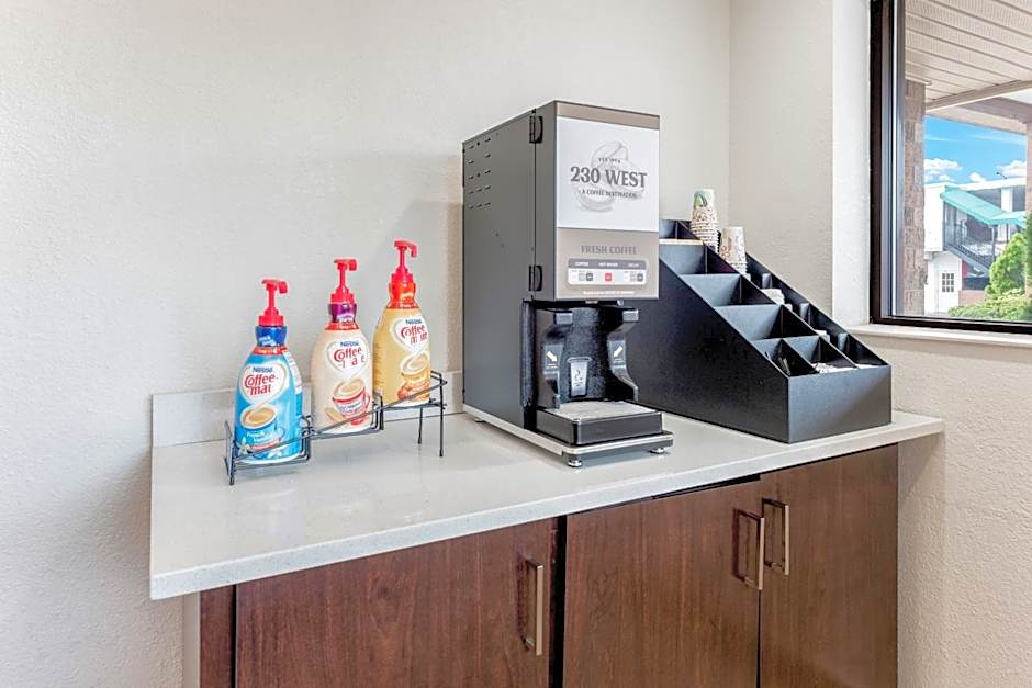 Red Roof PLUS+ Columbus - Worthington