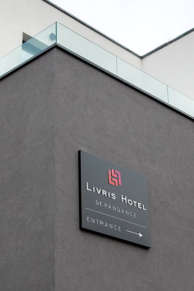 Livris Hotel