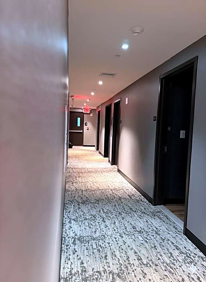 Hotel Mirage Brooklyn