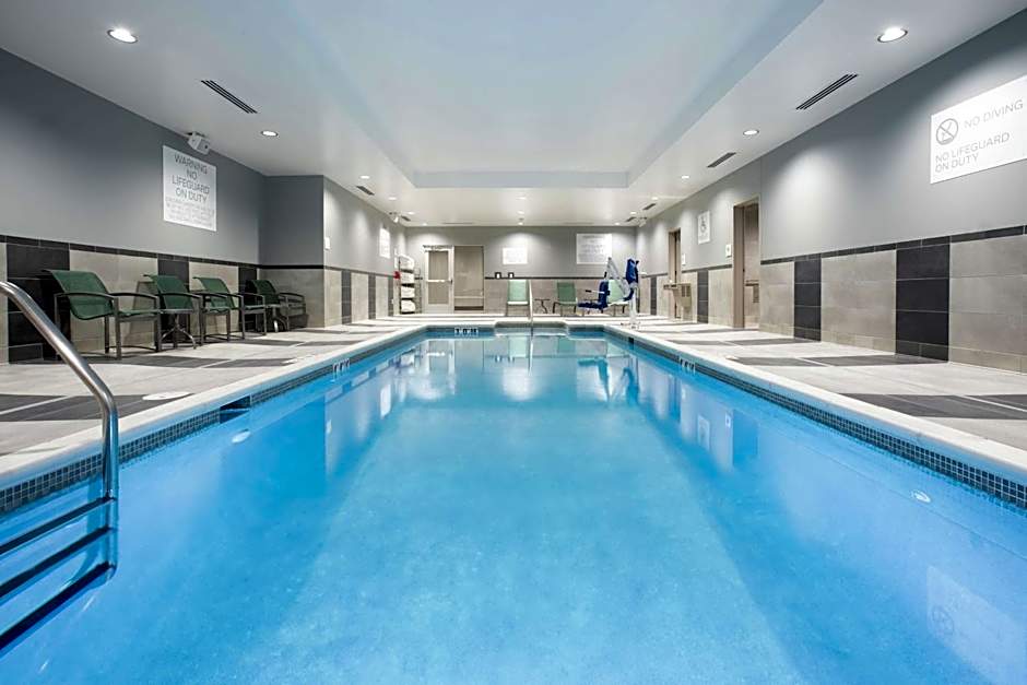 Hilton Garden Inn Omaha Aksarben Village