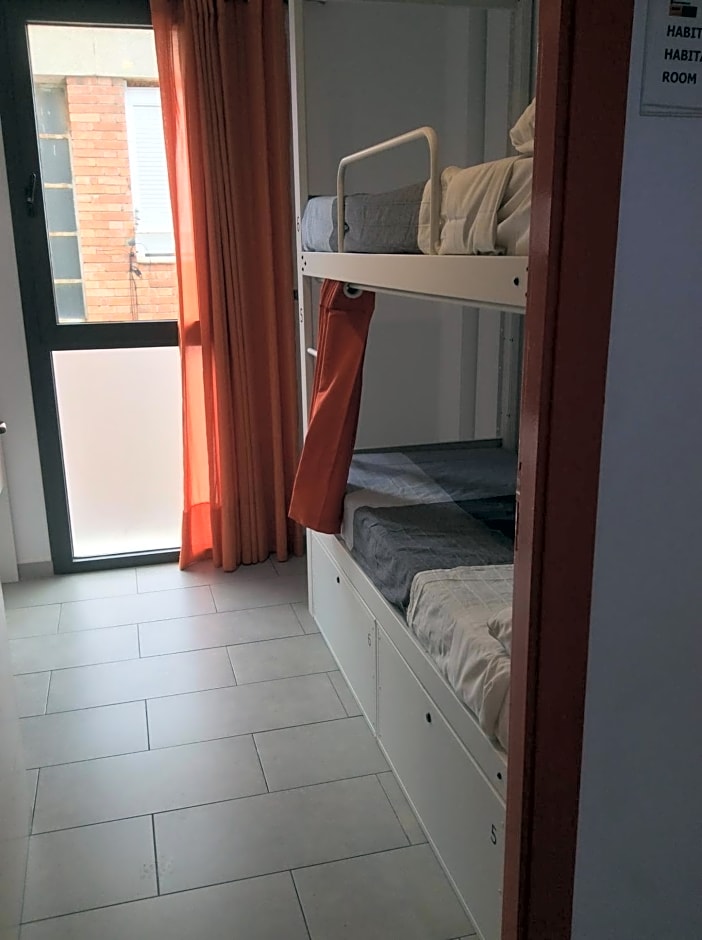 Hostelscat