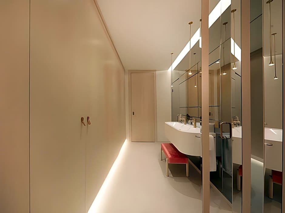 45 Times Barcelona Hotel