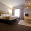 Country Inn & Suites by Radisson, Freeport, IL