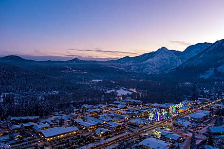 Icicle Village Resort