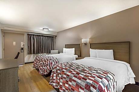 Standard Room with Two Double Beds Smoke Free