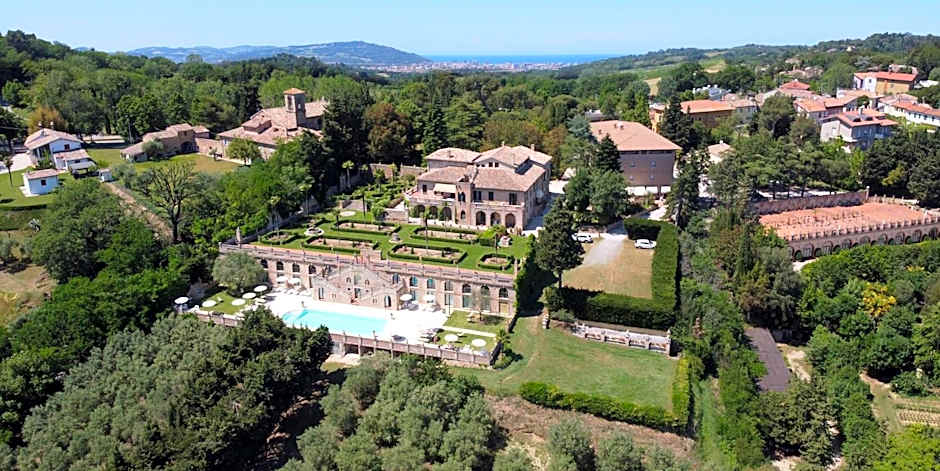 Villa Cattani Stuart XVII secolo
