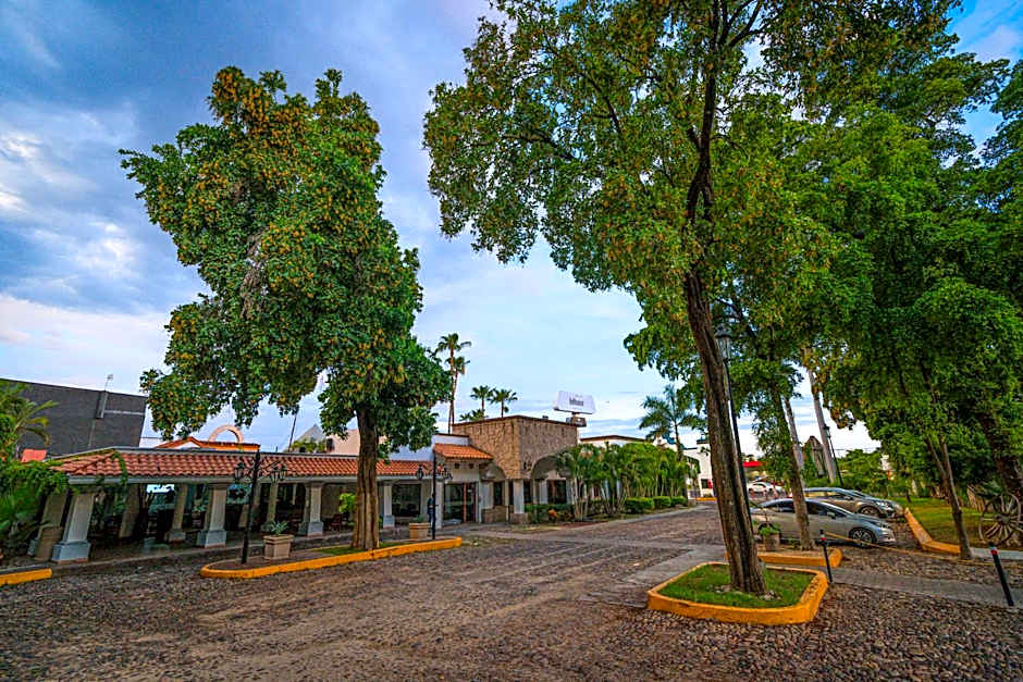 InHouse Select Hacienda Tres Rios