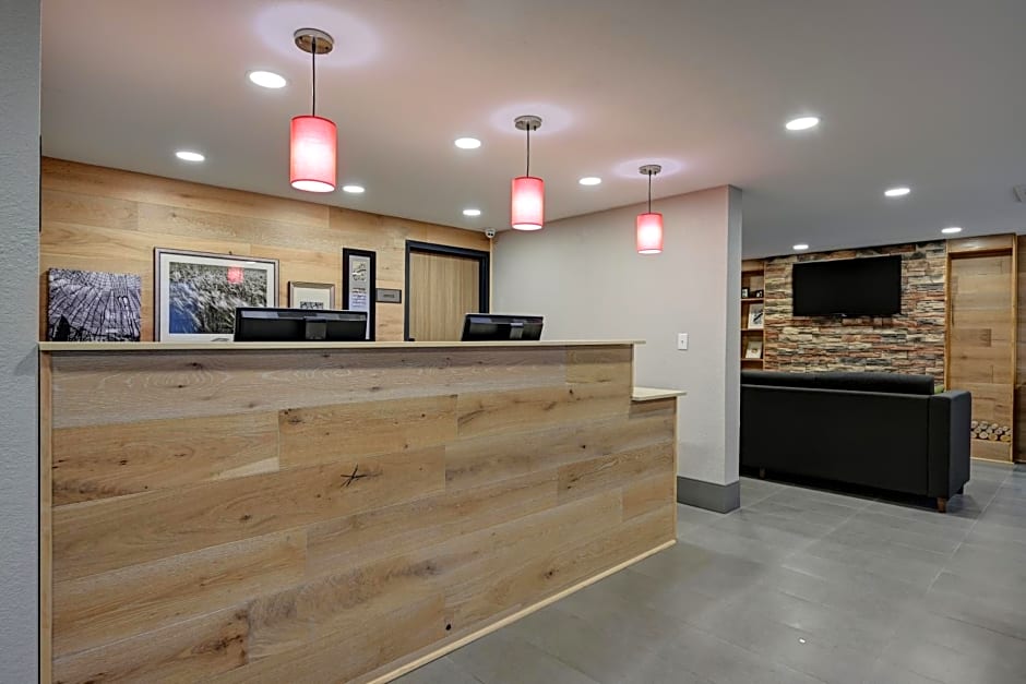 Country Inn & Suites by Radisson, Pierre, SD