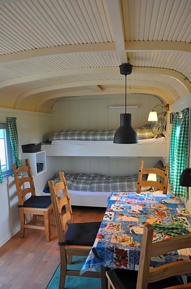 Your Cozy Waggon At The Cows' Paradise – Amsterdam, NY