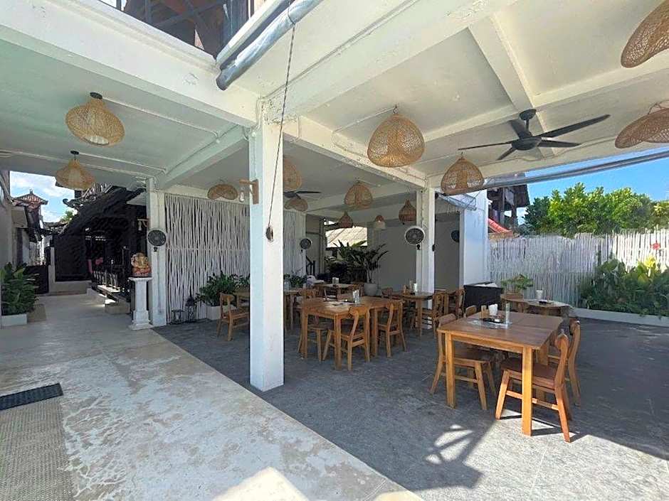 The Beach Huts Lembongan