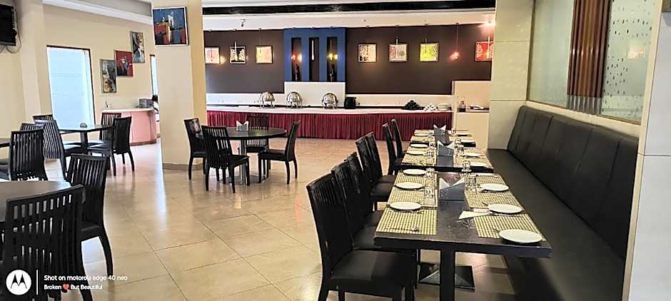 The Altruist Wagholi Hotel