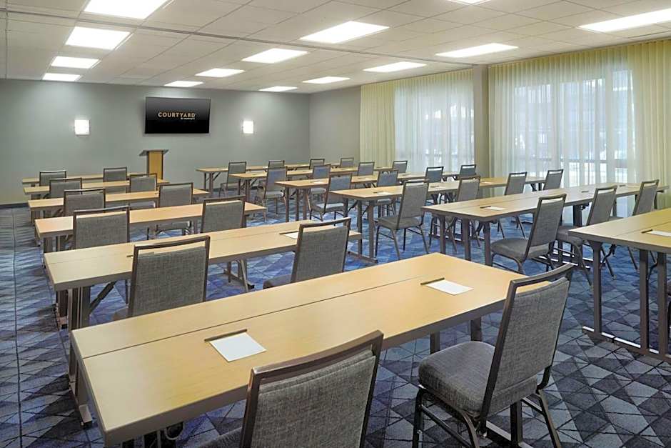 Courtyard by Marriott Atlanta Perimeter Center