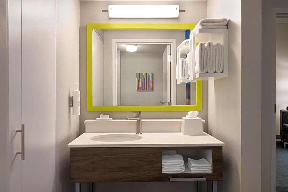 Hampton Inn By Hilton & Suites Springfield
