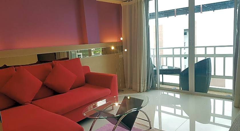 Kavinburi Green Hotel