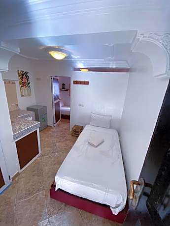 Triple Room with Bathroom