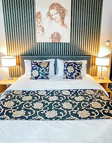 Superior Double or Twin Room with Free Mini-bar