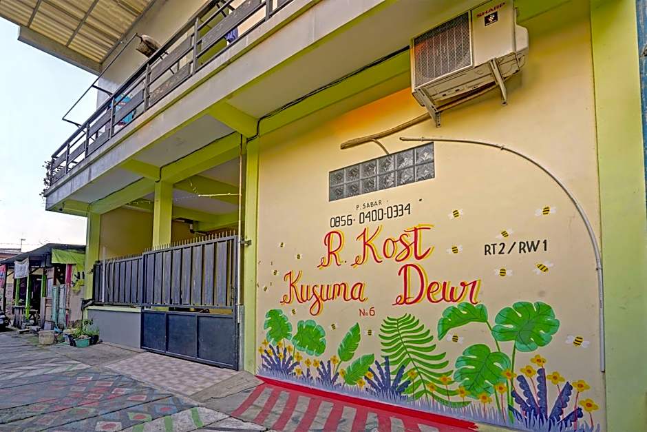 OYO Life 91884 Kost Kusuma Dewi Syariah