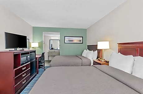 2 Queen Beds Nonsmoking