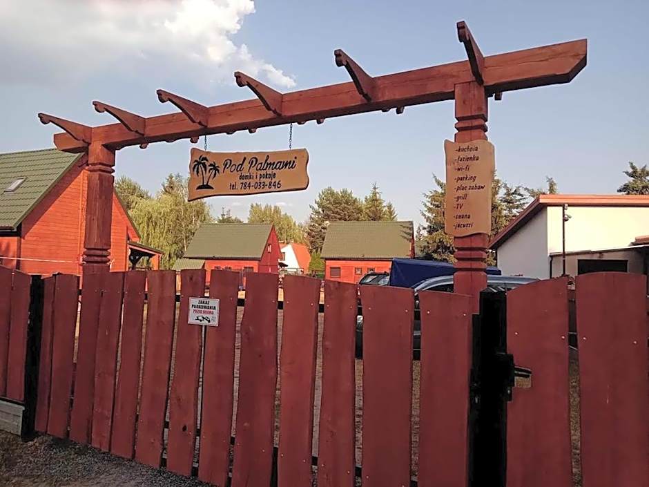 Domki i pokoje ,,Pod Palmami" w centrum