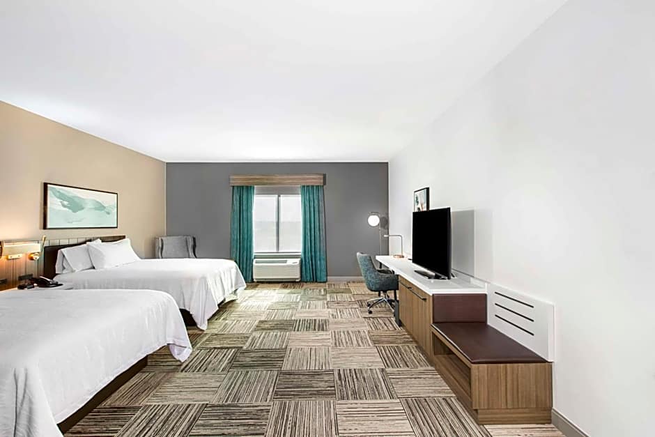 Photo 1 of 1 of Junior 2 Queen Beds Suite