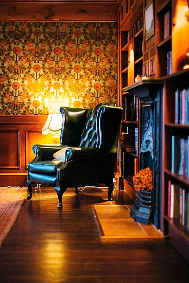 The George Hotel