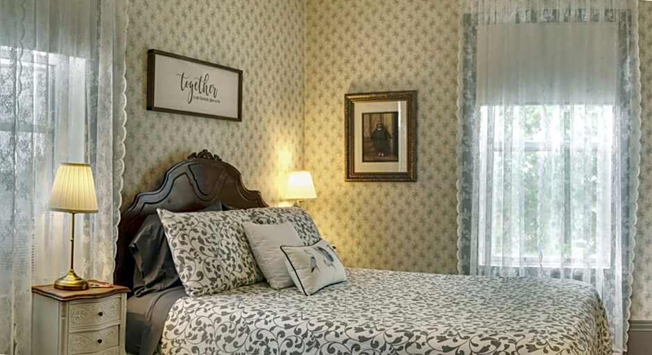 Willow House Inn B&B