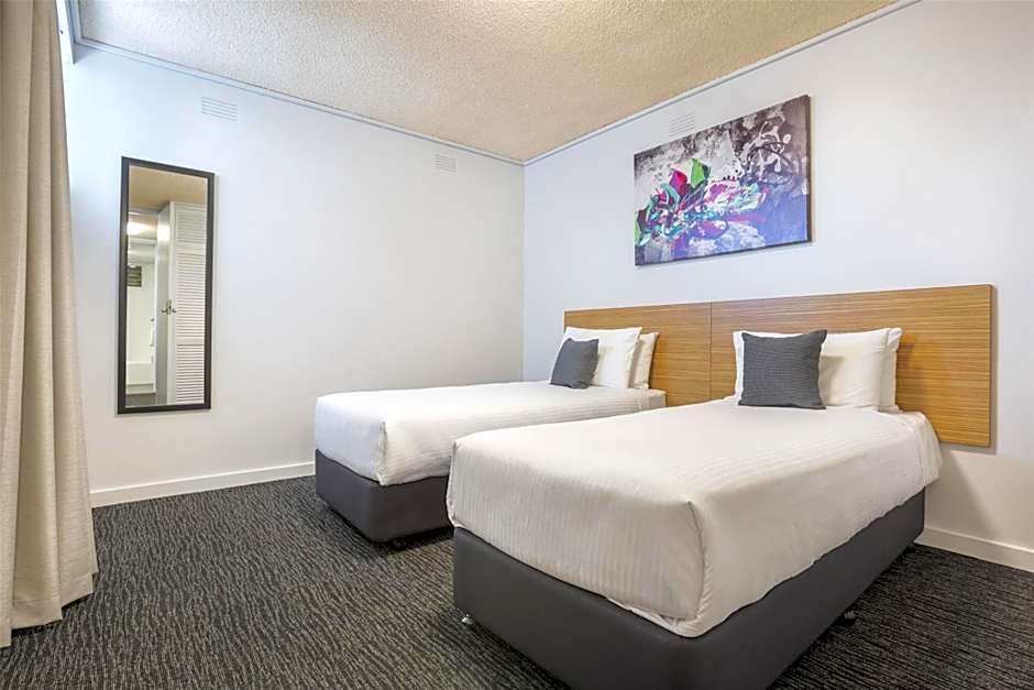 Nightcap at Waltzing Matilda Hotel