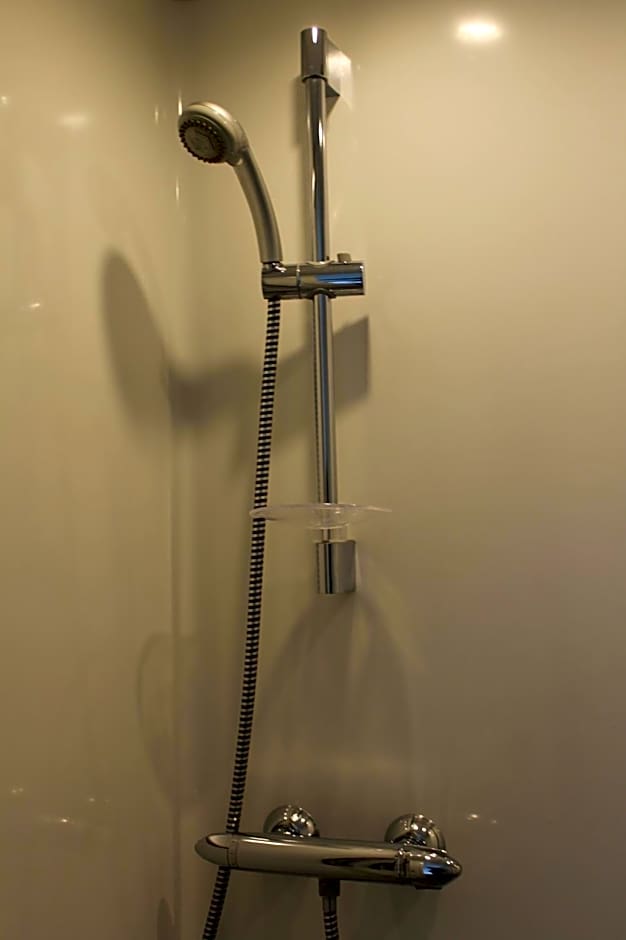 Hôtel et Restaurant de la Gare Torigny-les-Villes