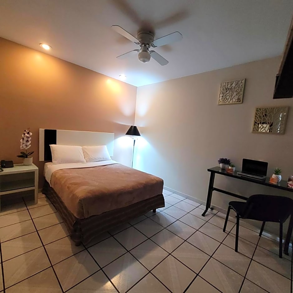 Hotel Cali Blvd.