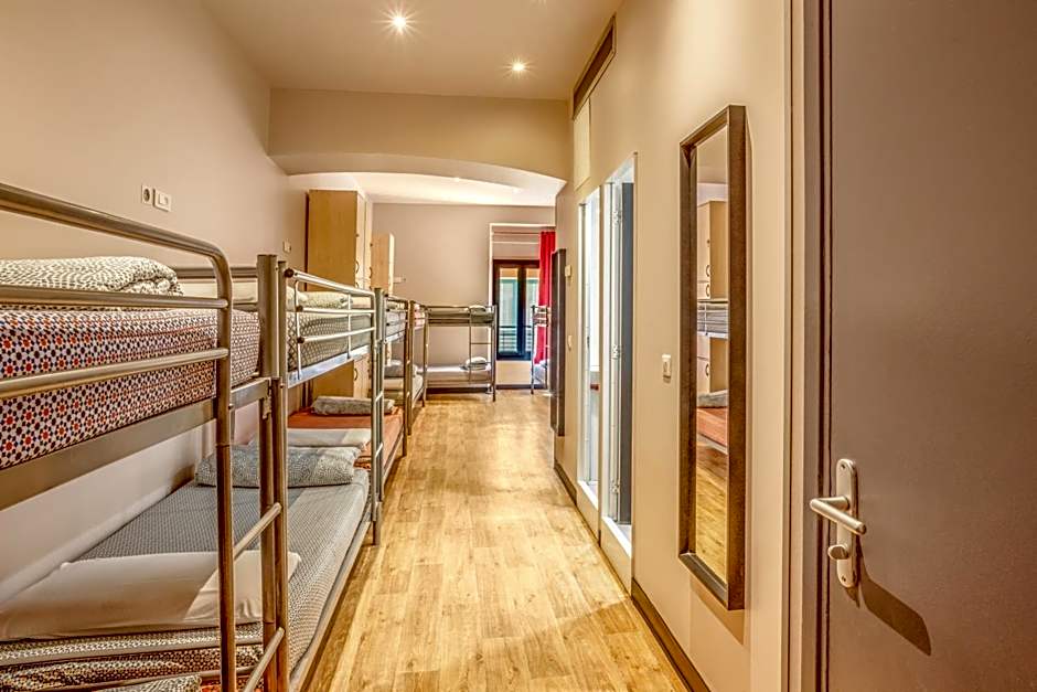 Villa Saint Exupery Beach Hostel