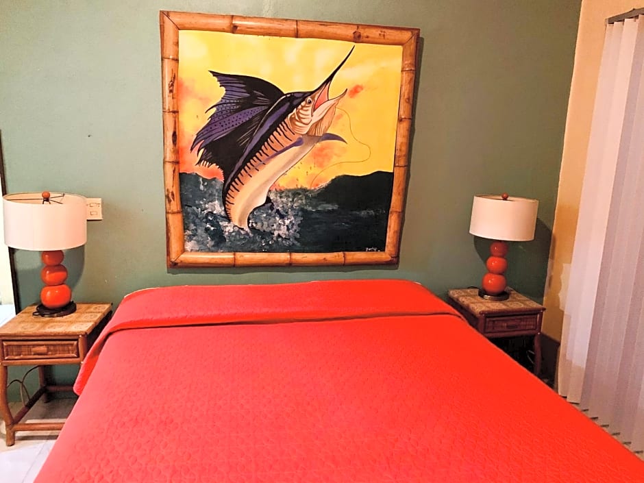 HAB PTa B ÁREA DE VILLAS DENTRO DEL HOTEL Junto al Krystal EN IXTAPA WIFI 2A 1M Con playa