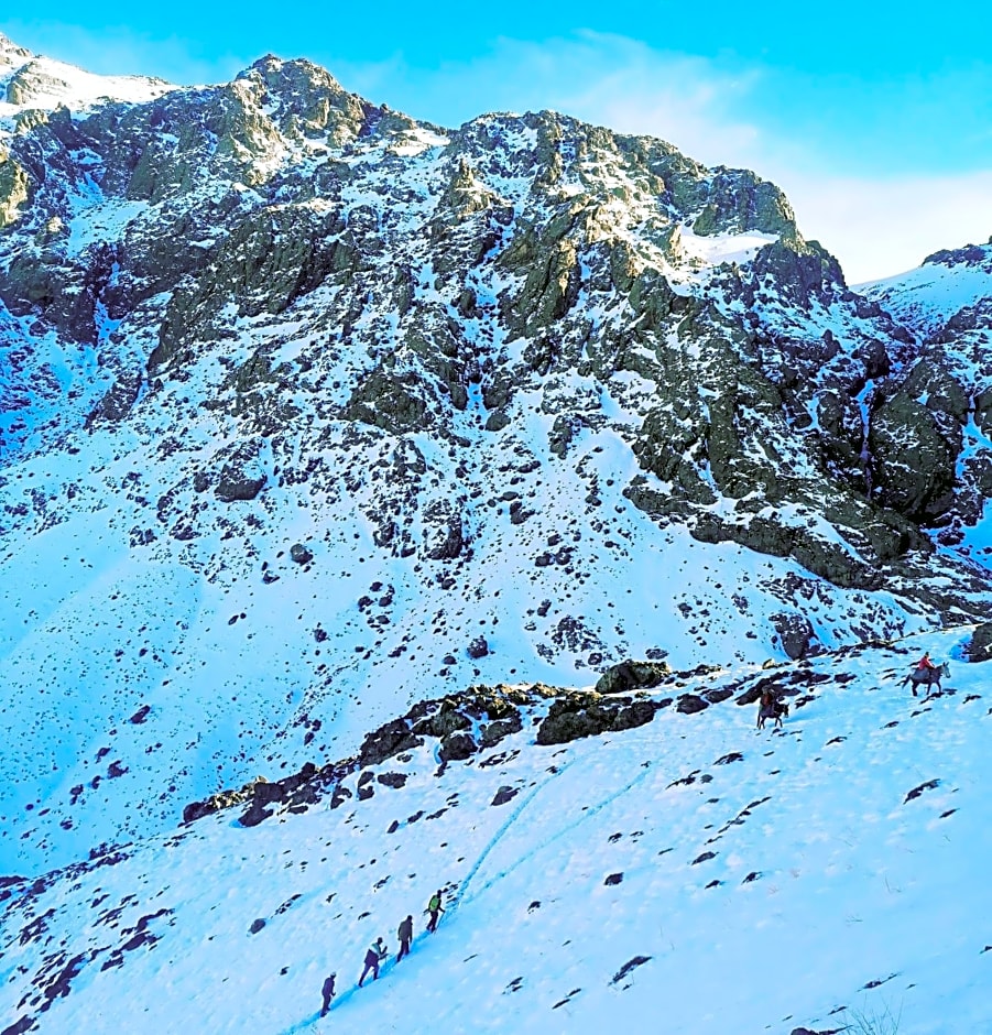 Dar Angour Tacheddirt