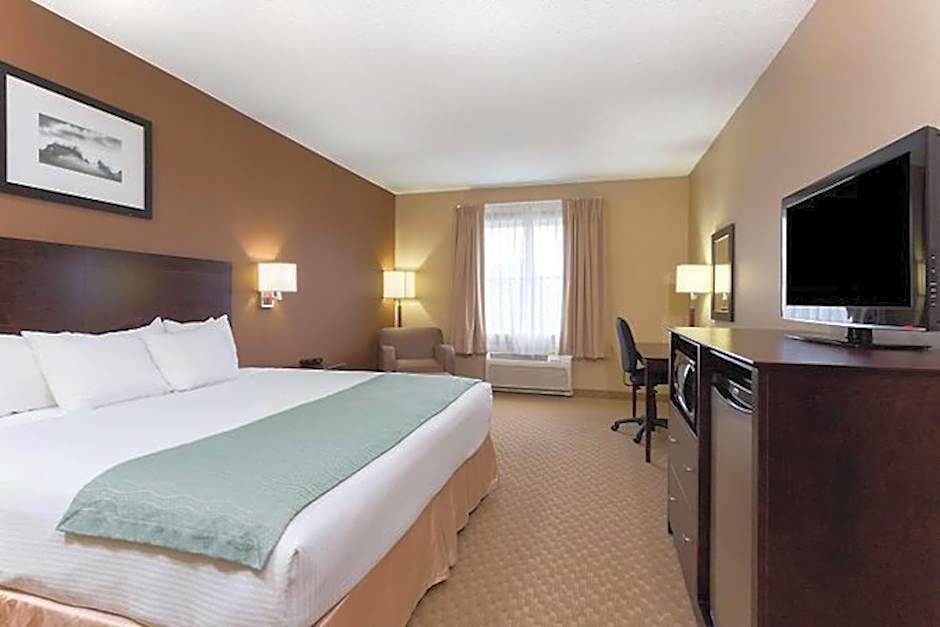 Holiday Inn Express & Suites Palm Coast - I-95