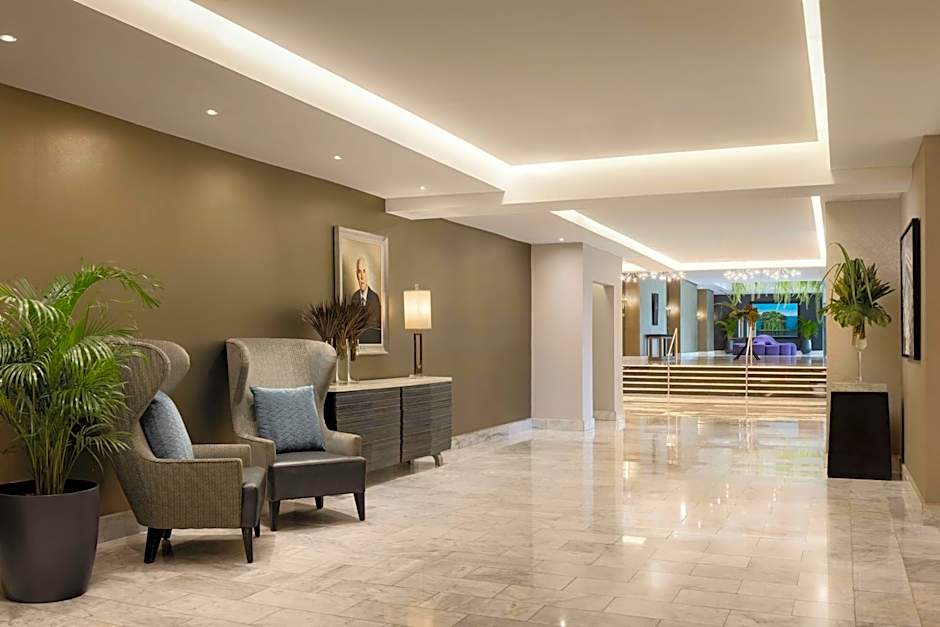 Renaissance Panama City Hotel