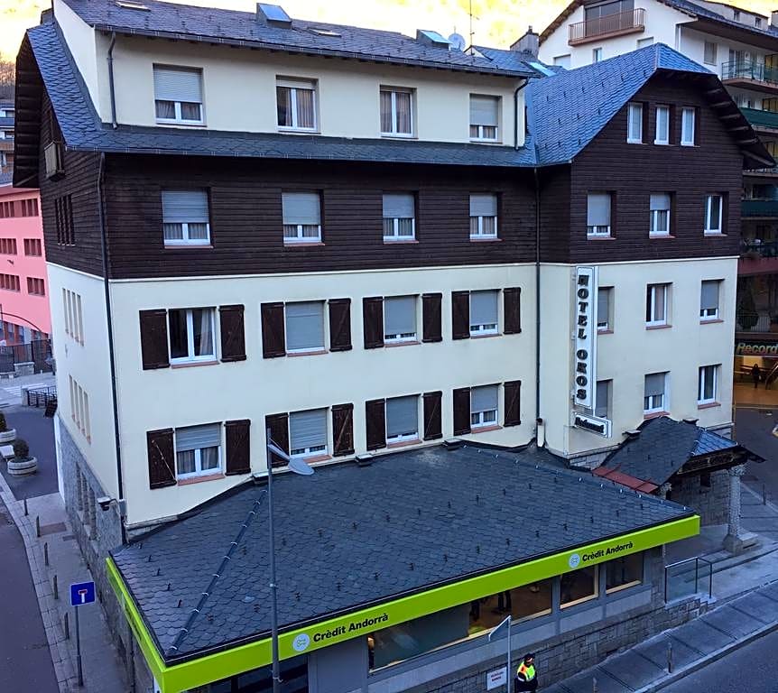 Hotel Oros