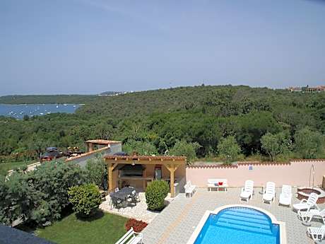 Apartment in Banjole near the Sea
