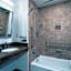 Holiday Inn Express Hotel & Suites Lander By IHG