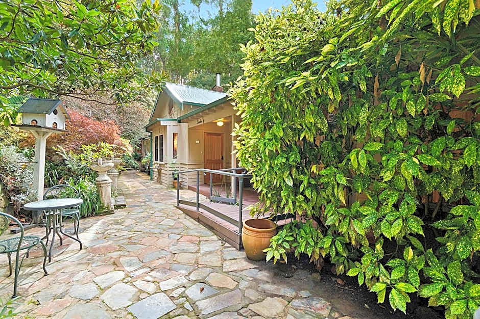 Linden Gardens Rainforest Retreat