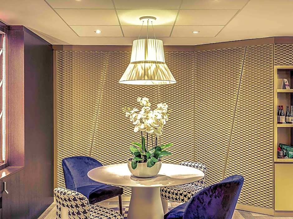 Mercure Paris Arc De Triomphe Etoile