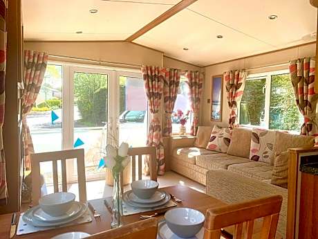 Whitecliff Bay Seaside Caravan