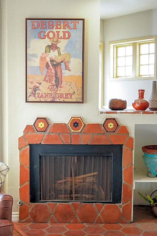 Zane Grey Pueblo Hotel