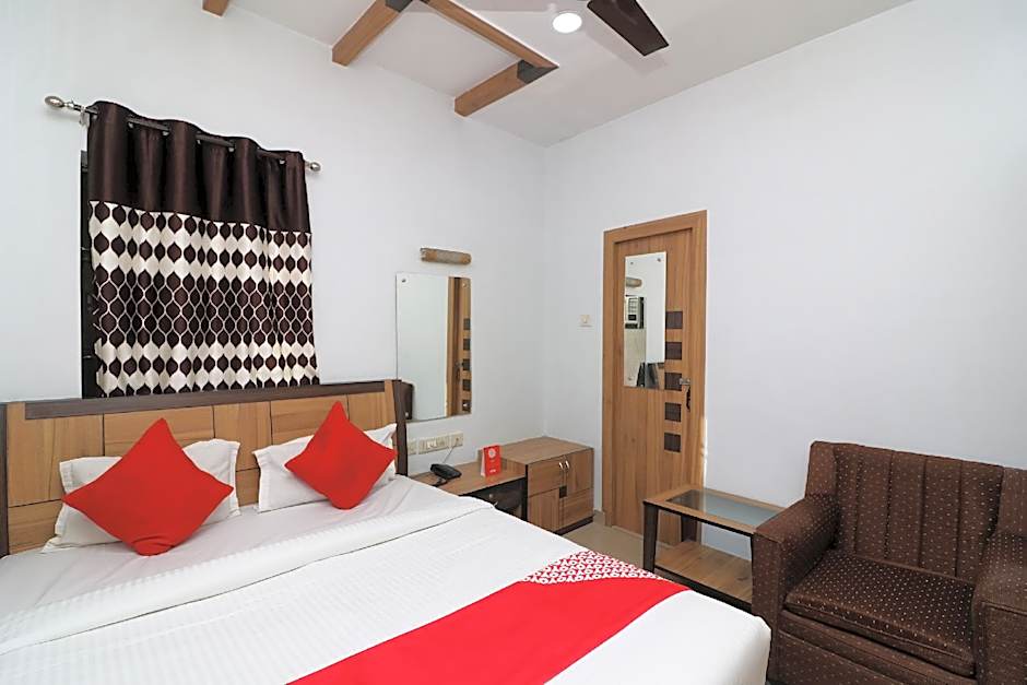 Live In Service Apartment by OYO Rooms