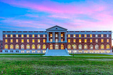Inn at Blackstone