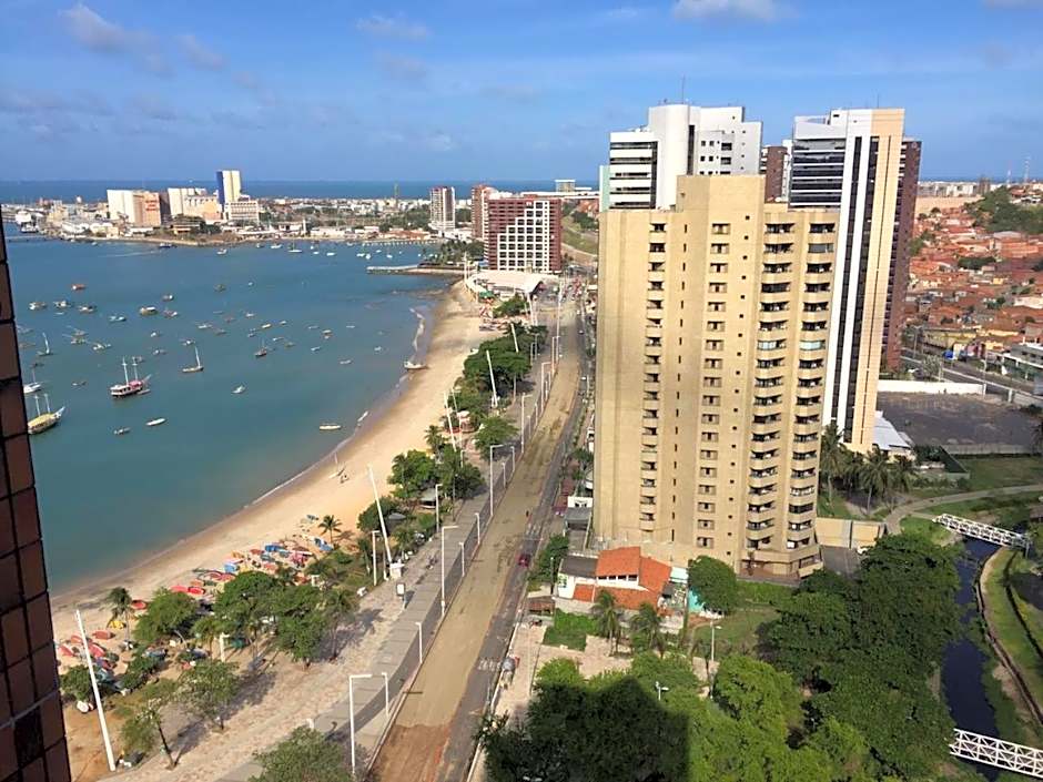 Apto Beira Mar 2102